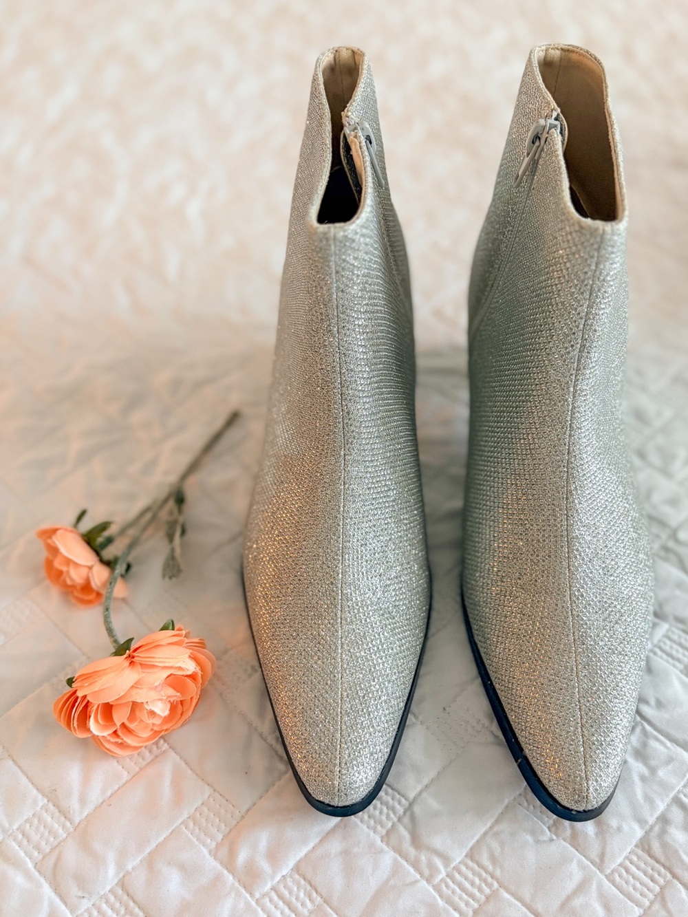 Especially Yours EY Boutique Silver Sparkle Ankle Boots Size 9M New in Box